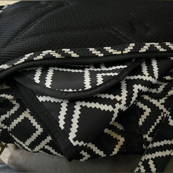JUJUBE Be Right Back Diaper Bag Backpack - My Empress Black & White - Picture 16 of 16